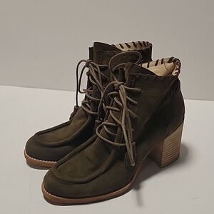 Stuart Weitzman Wallawalla Heeled Ankle Boots